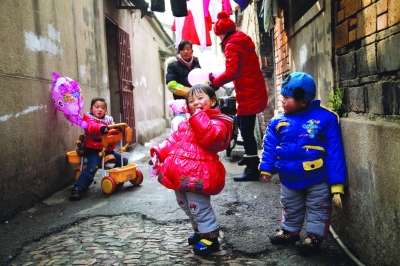 探索小巷中的秘密乐园，最新最好听的音乐之旅