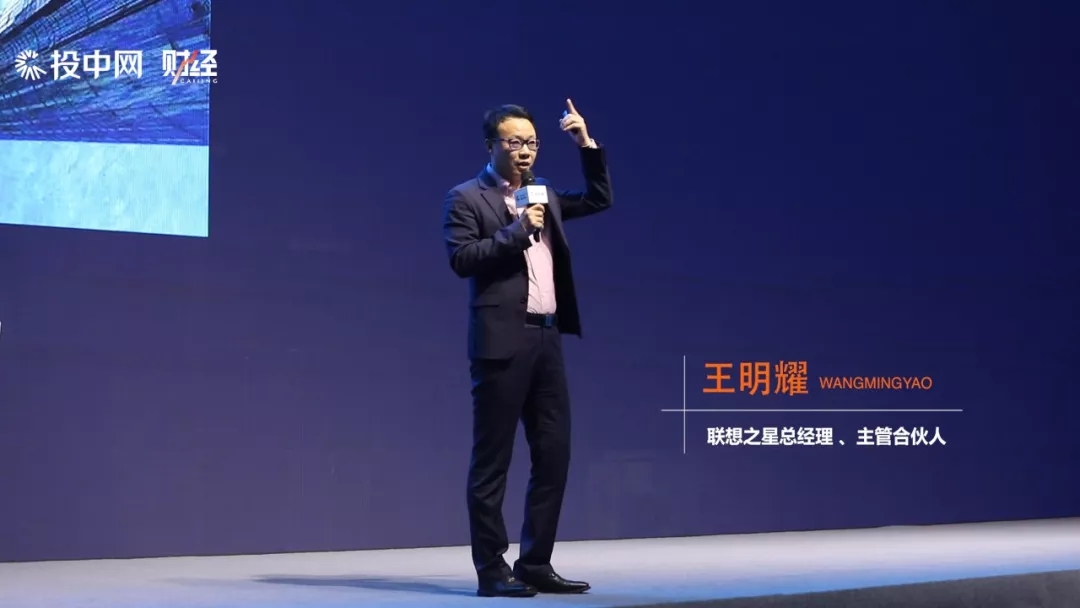 有钱明星专属高科技产品，未来科技魅力重塑奢华生活体验！