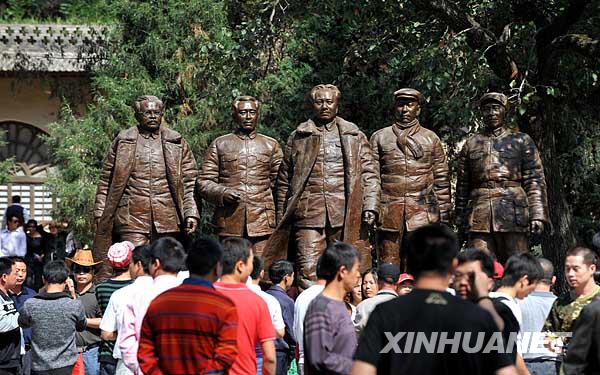 金秋十月红色旅游持续升温