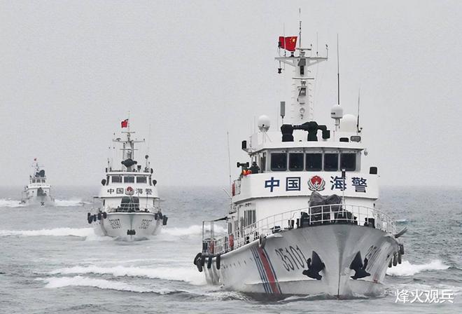 海警演练科目严防台独分子外逃，与自然美景对话下的坚定守卫