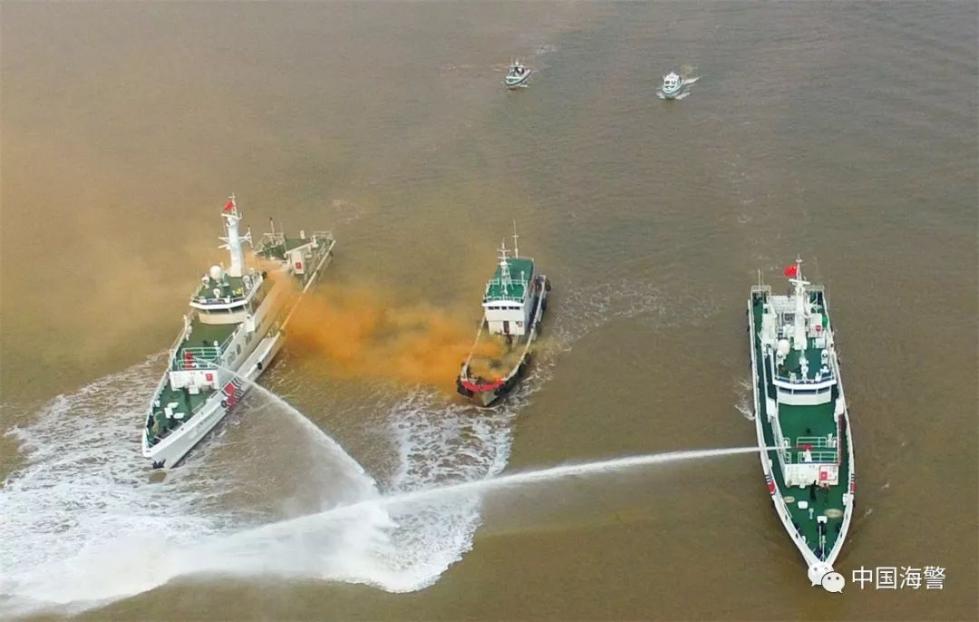 海警演练科目防“台独”分子外逃