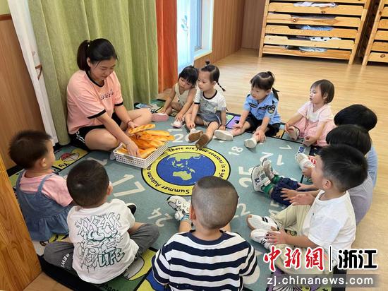 浙江公办幼儿园开设乳儿班，巷弄深处的宝藏故事