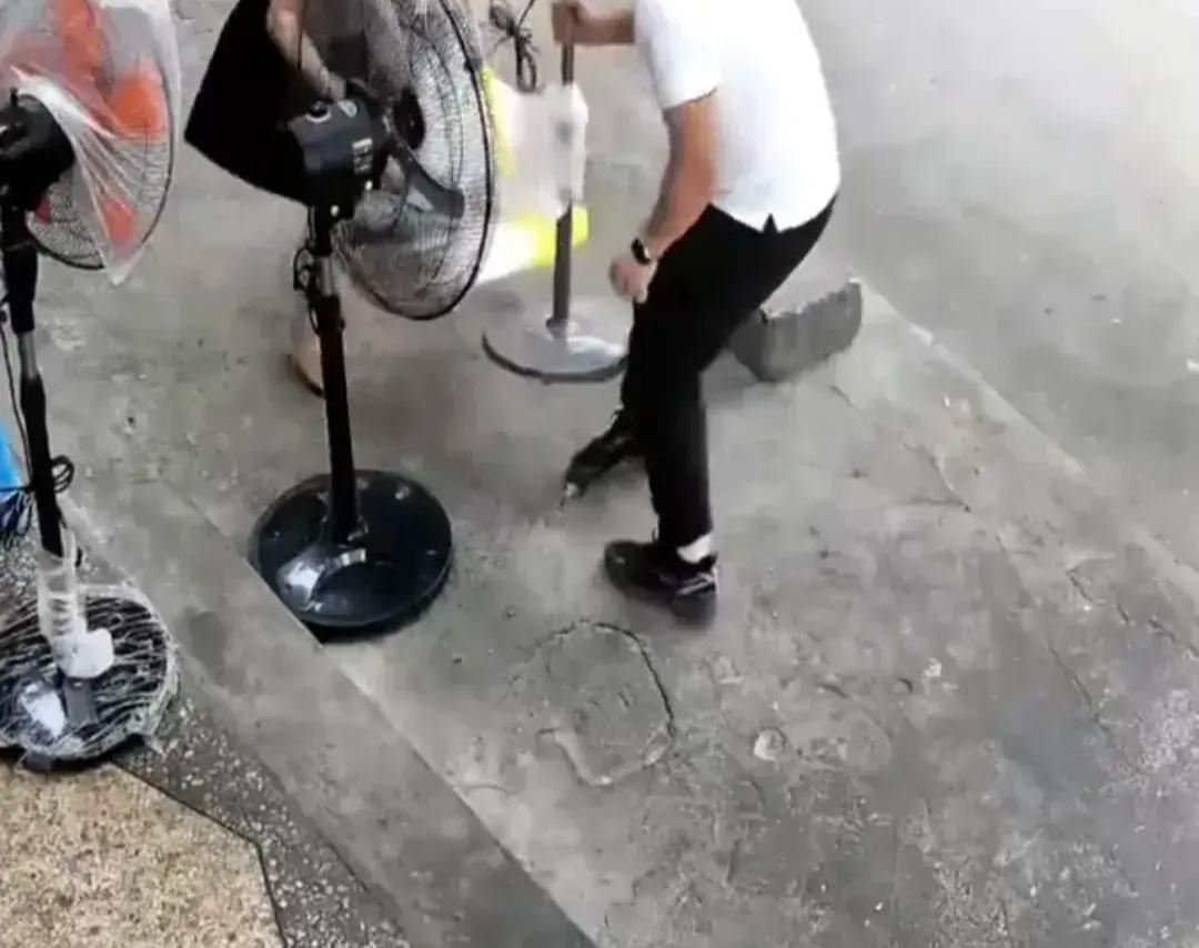 关于城管摔烂店家风扇事件的回应，处理方法与公众应对技能指南