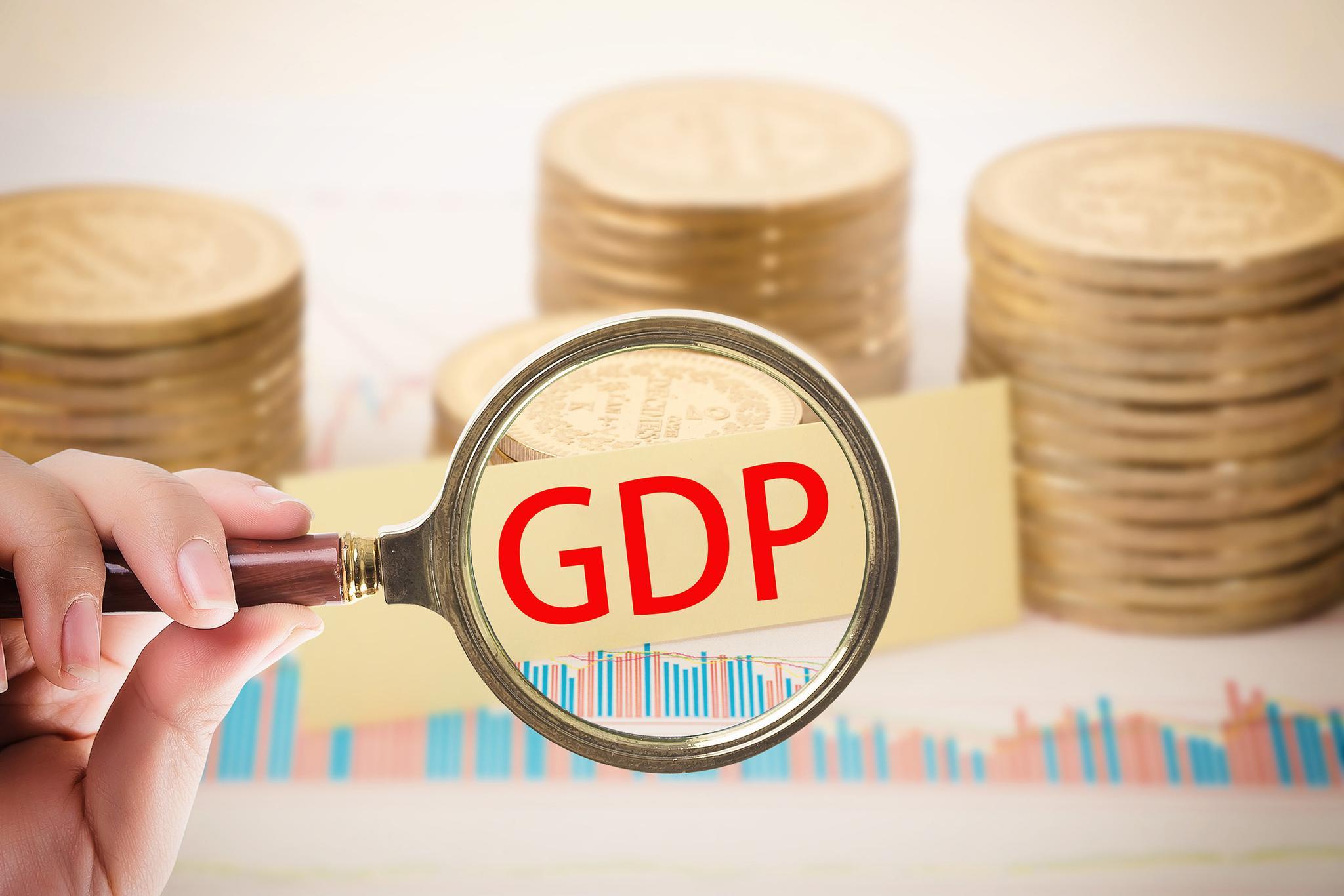 美国CPI超预期影响下的黄金美元与科技风潮，最新高科技产品重塑生活体验