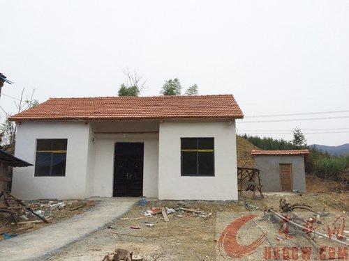 上海养护院居住环境引争议，猪圈式房间妥当性探讨