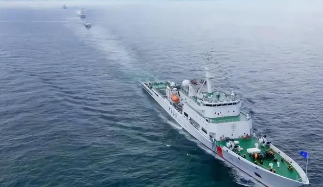 中国海警首次环台岛巡航管控，展现坚定决心与行动的小故事