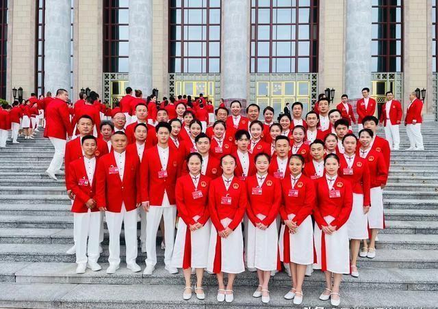 郑钦文身体欠佳仍全力以赴，科技助力成就辉煌——前沿科技产品的力量见证