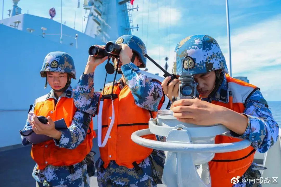 南部战区海军实战化演练，深海探险之旅锤炼实战能力