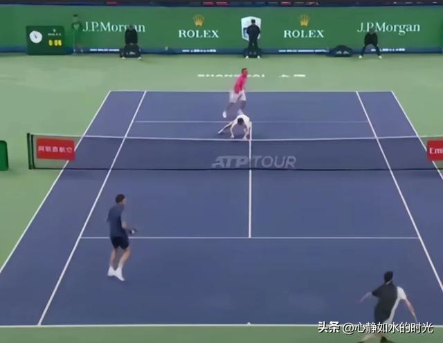 樊振东乒气四溢的网球之旅，多维度探讨