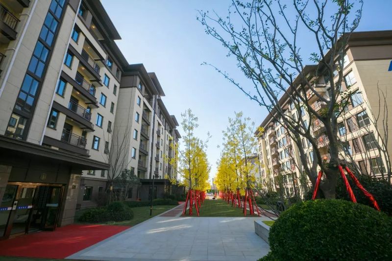 建业春天里最新动态，揭开未来居住新篇章