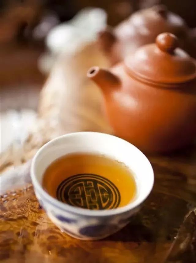 最新茶叶营销方案，一壶茶，演绎温情时光之旅