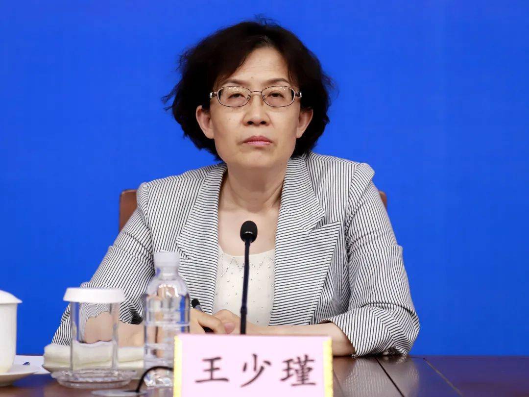 澳门2024年3月9号免费资料,职业解答解释落实_L版82.252