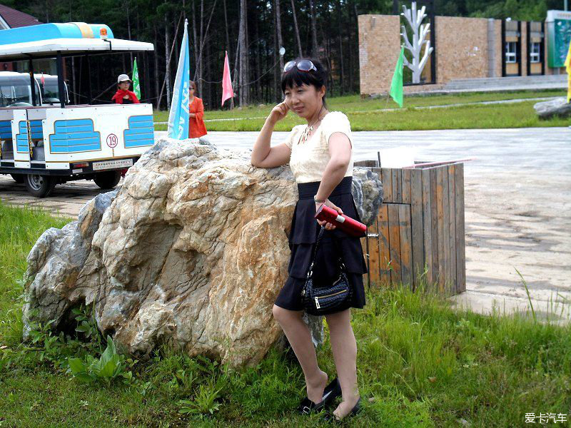 最新熟女俱乐部，自然美景的治愈之旅探索