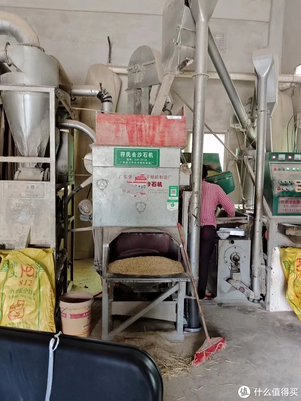 最新碾米机，时代进步与粮食加工革新的交汇点