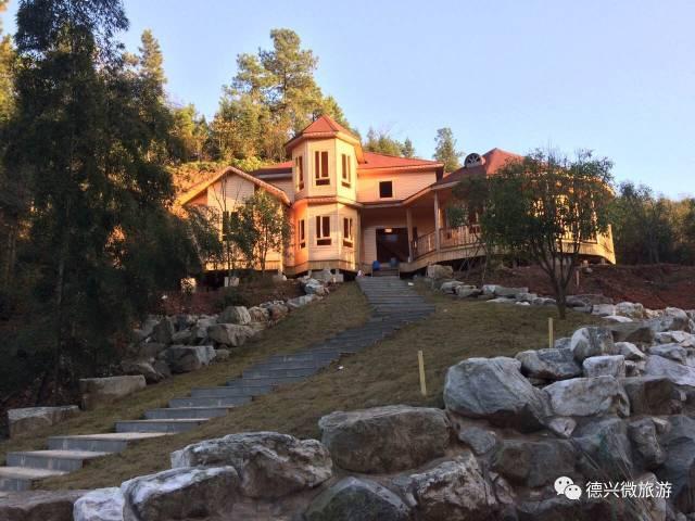 探索自然美景，寻找平和之地，最新下载旅行指南吧