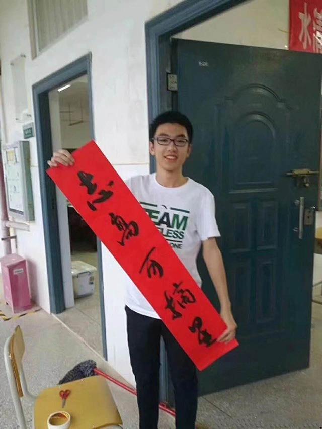最新校园暴力现象，逆袭之路与正能量驱散阴霾