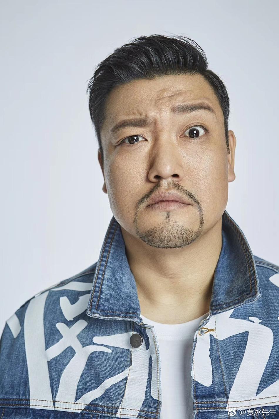 🌟小品演员贾冰的简介🌟