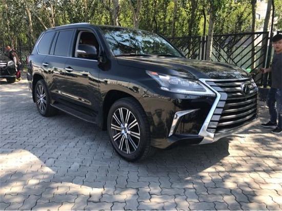 最新雷克萨斯LX570图片，时代豪华巨擘的震撼亮相