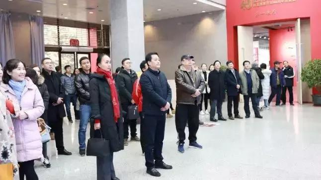 最新版一百元人民币，时代印记与货币新篇章的交汇点