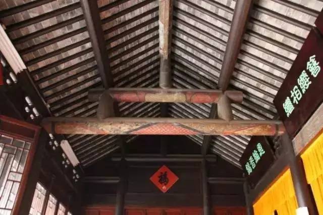 小巷深处的隐藏宝藏，最新EMC特色小店探秘