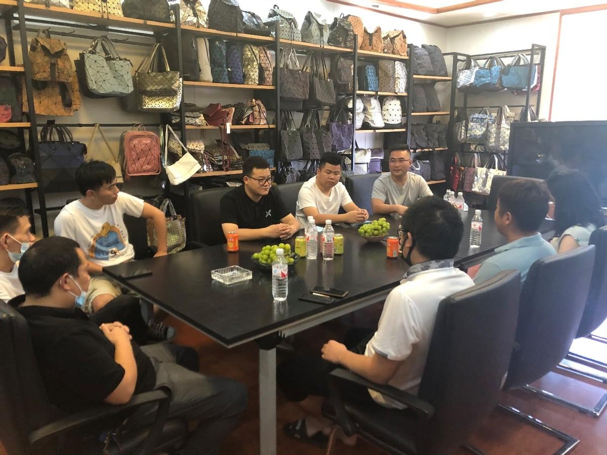 义乌最新招工探索，小巷中的隐藏宝藏与特色小店的奇妙之旅