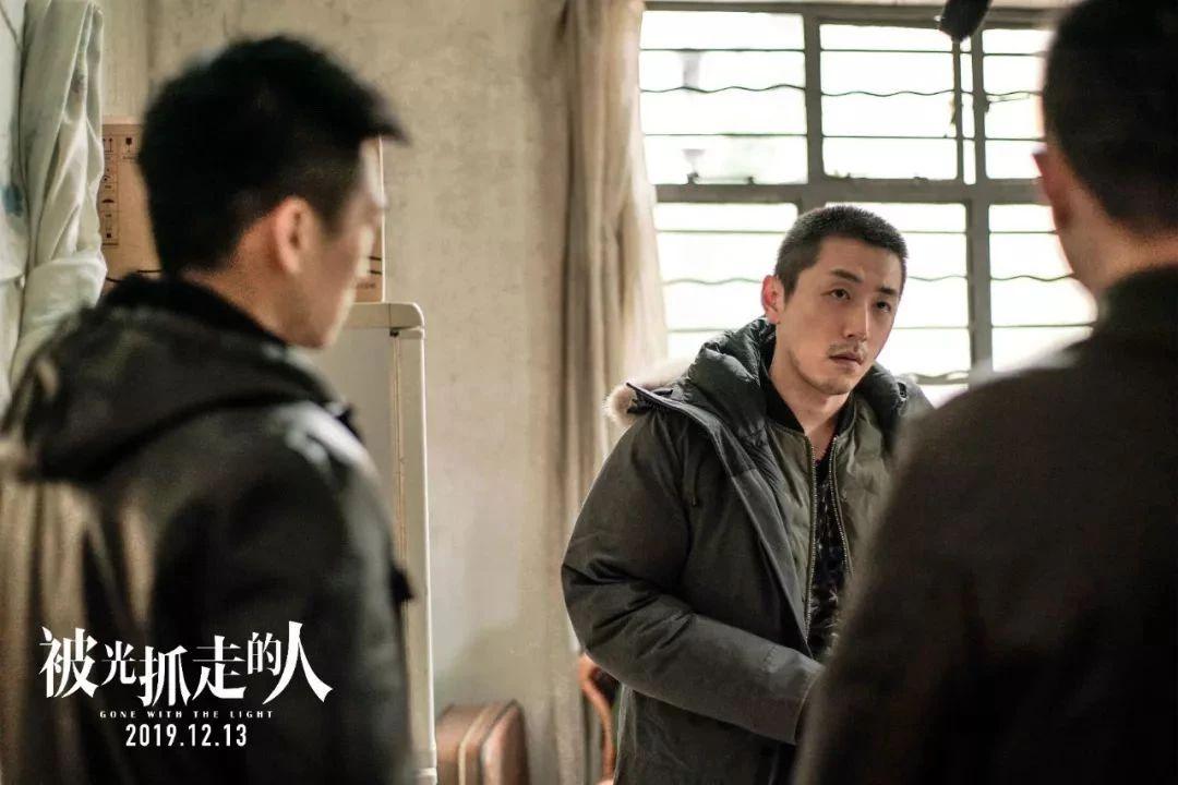黄渤最新电影，友情电影院里的感人瞬间